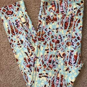 Lularoe Tall & Curvy TC Leggings